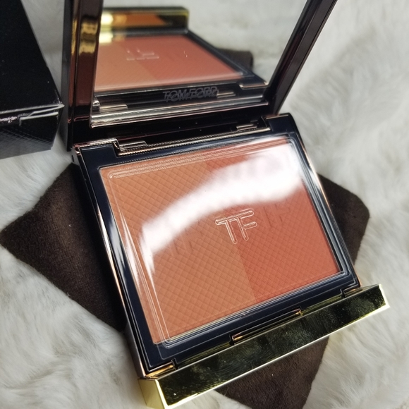 Tom Ford Shade And Illuminate Blush 04 Cherry Blaze - Picture 2 of 3